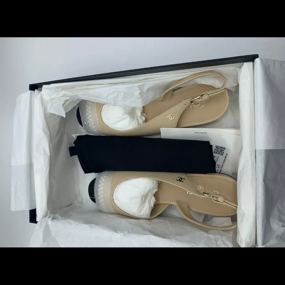 Chanel Pearl sling back shoes sandals size 6 with receipt, box, dust bag - Picture 2 of 8